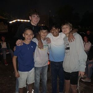 Meet your Posher, Kenneth